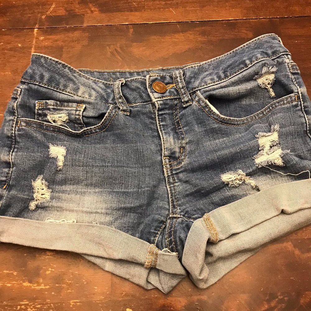 Junior's SO jean shorts